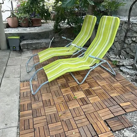 Apartament With A View *