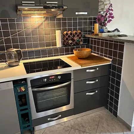 Apartament With A View *