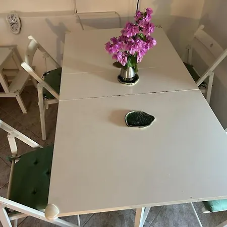 アパート With A View *