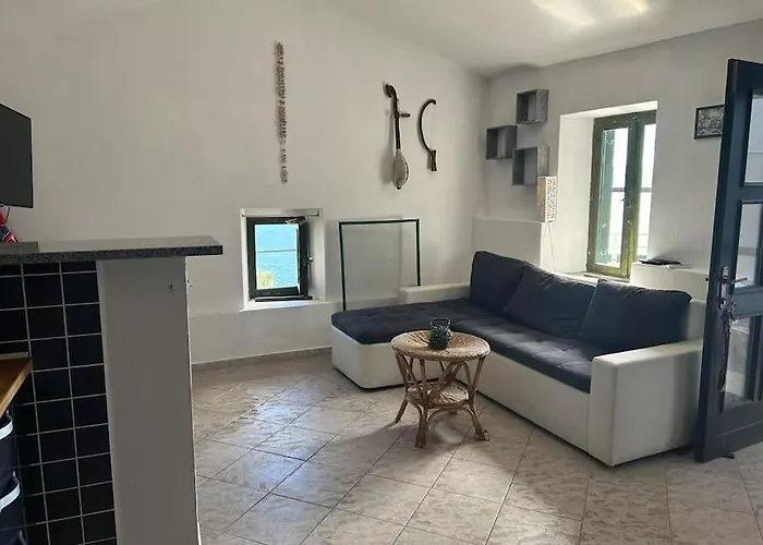 Apartment With A View Mimice