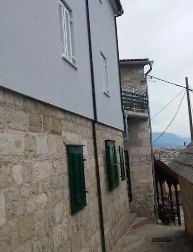 With A View Apartment Mimice