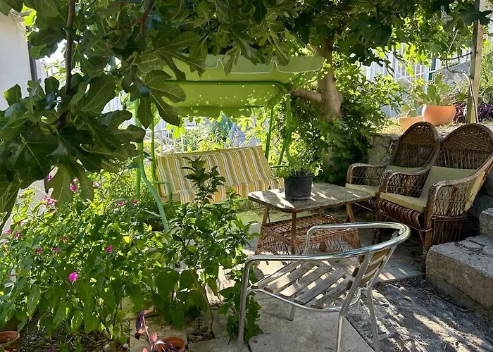 With A View Apartment *